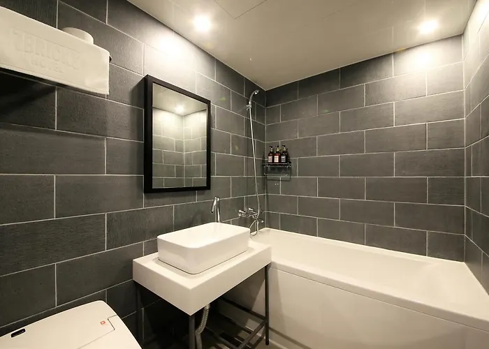 Brown Dot Daeyeon Hotel Busan